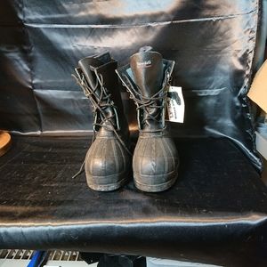 Thinsulate Blizzard Plus Steel Shank men's 9 boots